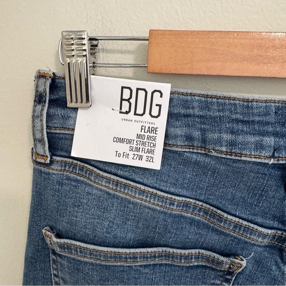 BDG NWT Mid Rise Slim Flare Jeans - Picture 7 of 8